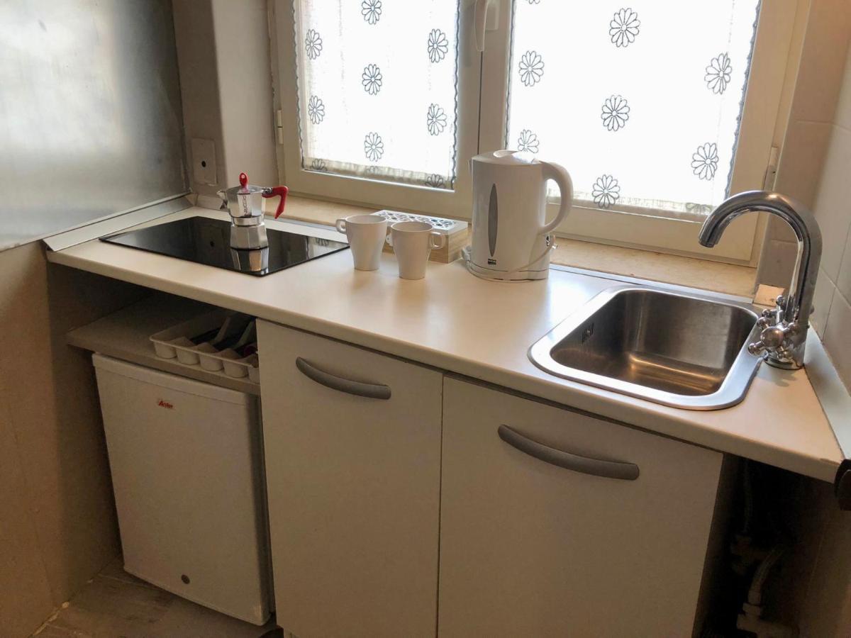 Tuanis Hotel Napels Buitenkant foto