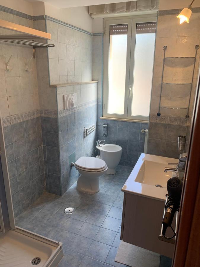 Tuanis Hotel Napels Buitenkant foto