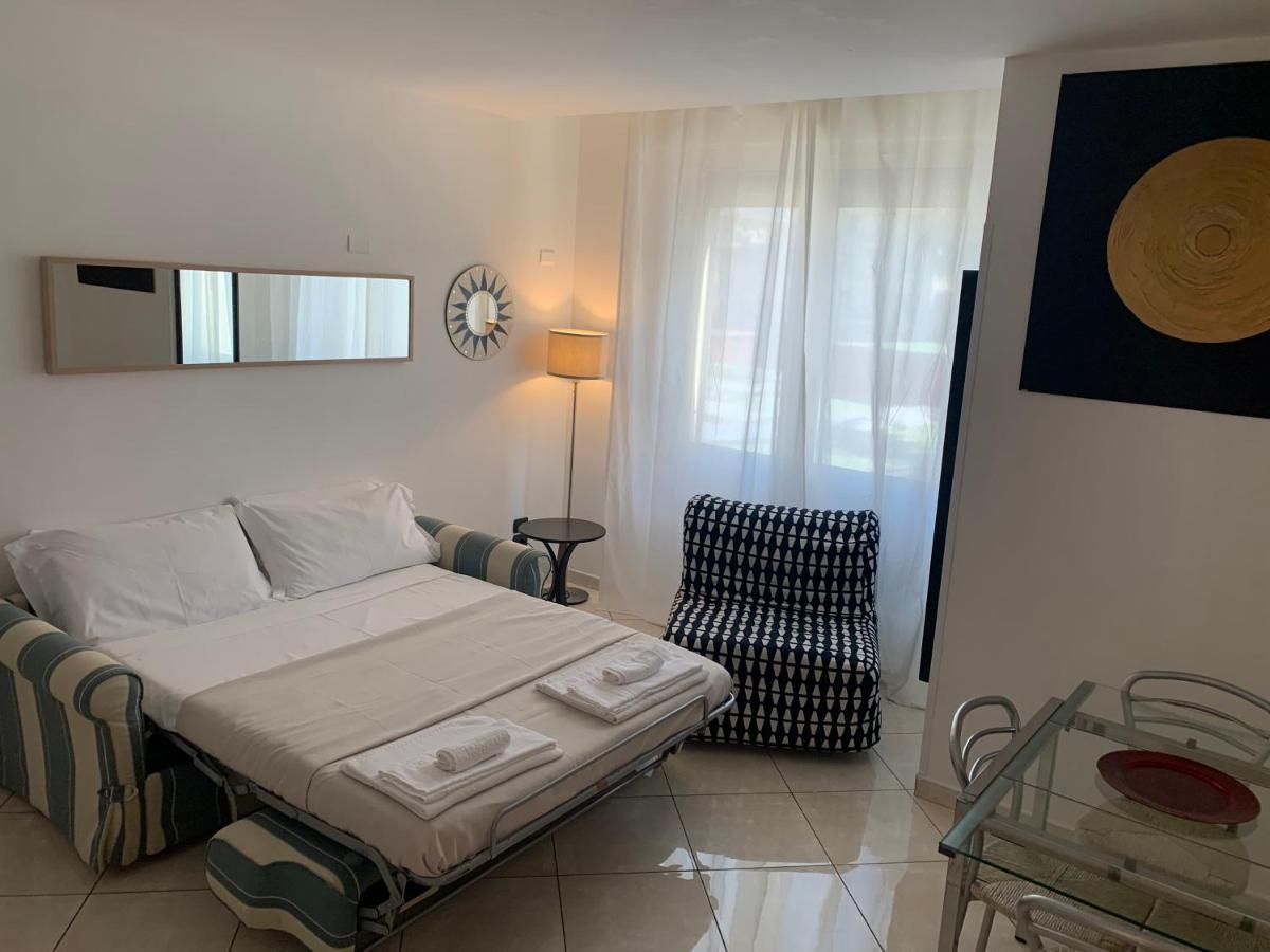 Tuanis Hotel Napels Buitenkant foto